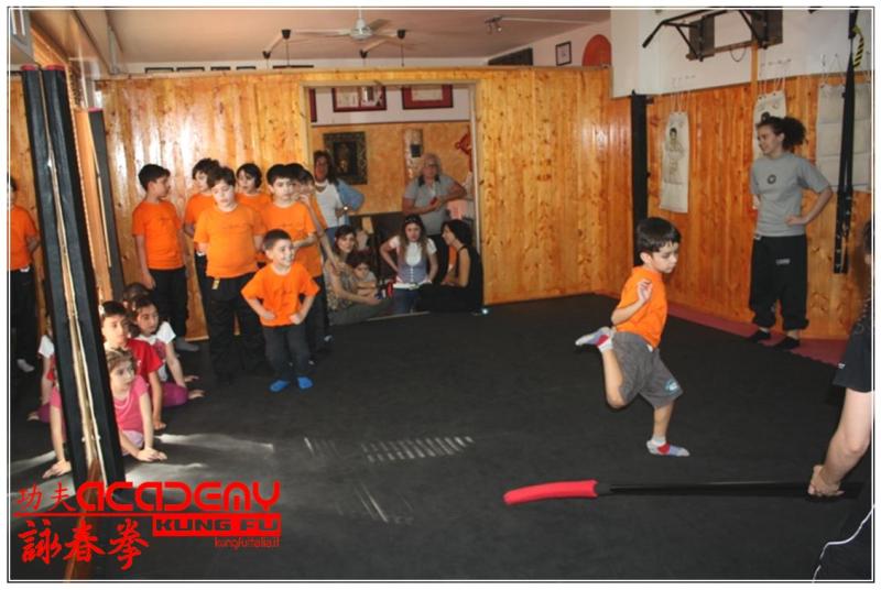 Kung Fu Bambini Academy Italia di Sifu Salvatore Mezzone Wing Tjun Ving Tsun Chun cinene artimarziali tradizionali e sport da combattimento Caserta accademia nazionale (8)